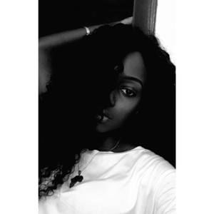 Meet your Posher, Madeline